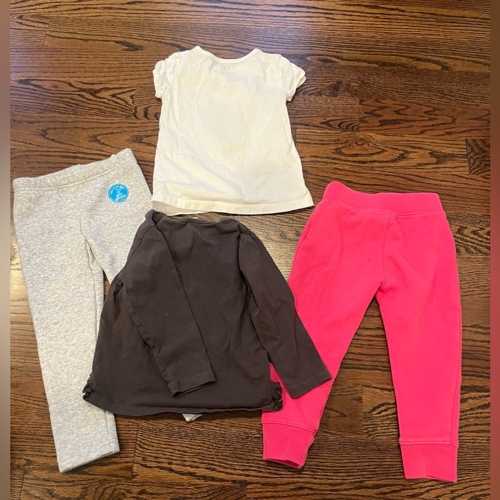 Zara / Carters/ Gap Girls clothing bundle size 3/4 NWT